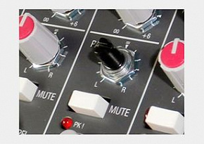 Внимание! Поддельные пульты Allen & Heath ZED